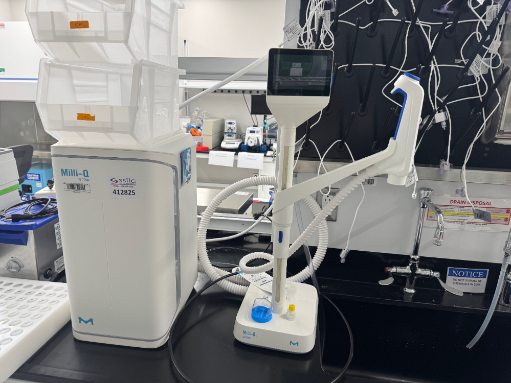 Image of Millipore Milli-Q IQ7000 Lab Water Purification System